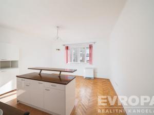 Prodej bytu 2+kk, Praha - Vokovice, Na dlouhém lánu, 49 m2