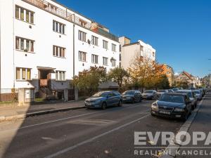 Prodej bytu 2+kk, Praha - Vokovice, Na dlouhém lánu, 49 m2