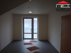 Pronájem kanceláře, Frýdek-Místek, Pionýrů, 300 m2