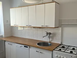 Pronájem bytu 3+1, Pardubice, Jiránkova, 74 m2