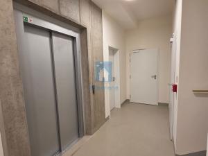 Pronájem bytu 2+kk, Praha, Maroldova, 49 m2