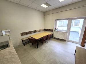 Pronájem výrobních prostor, Brno, Franzova, 785 m2