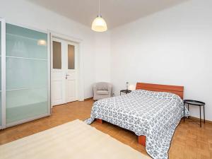 Pronájem bytu 3+kk, Praha - Smíchov, Zborovská, 76 m2