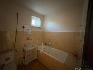 Prodej rodinného domu, Bystřice pod Hostýnem, Pod Dubíčkem, 208 m2