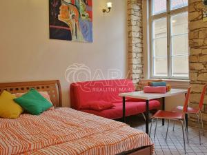 Pronájem bytu 1+1, Praha - Nové Město, Ostrovní, 30 m2