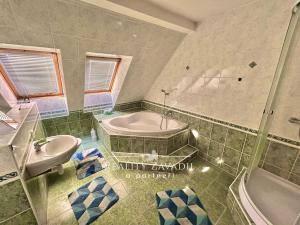 Prodej rodinného domu, Nový Hrozenkov, 163 m2