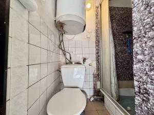 Pronájem bytu 2+1, Praha - Ruzyně, Kralupská, 90 m2