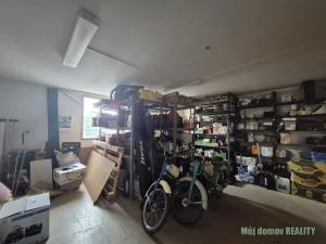 Pronájem výrobních prostor, Světice, V Zahradách, 250 m2