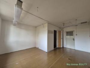 Pronájem výrobních prostor, Světice, V Zahradách, 250 m2