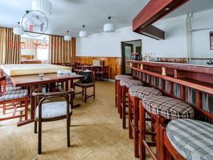 Prodej ubytování, Deštné v Orlických horách, 550 m2