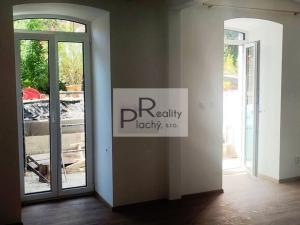 Pronájem bytu 2+kk, Znojmo, Palackého, 60 m2