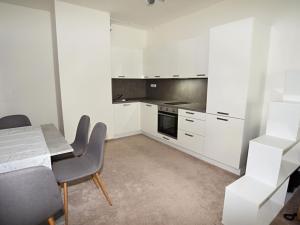 Prodej bytu 2+kk, Praha - Stodůlky, Ferrariho, 63 m2