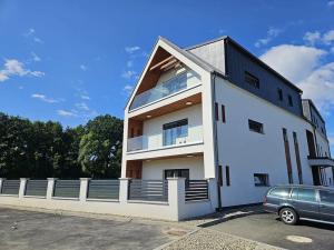 Pronájem bytu 3+kk, Ostrava, U Plesenky, 80 m2