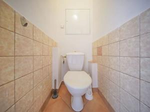 Pronájem bytu 1+kk, Praha - Strašnice, Tuklatská, 24 m2
