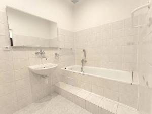 Pronájem bytu 3+1, Nový Bydžov, Třída B. Smetany, 97 m2