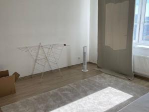 Pronájem bytu 1+kk, Praha - Vysočany, Na Harfě, 36 m2