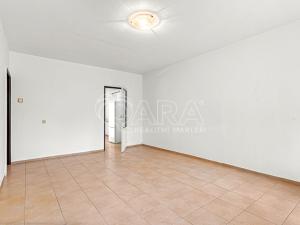 Prodej bytu 4+1, Praha - Chodov, Hněvkovského, 87 m2