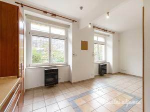 Pronájem bytu 1+1, Praha - Vršovice, Ruská, 43 m2