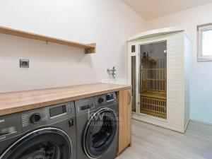 Prodej rodinného domu, Solenice, 190 m2