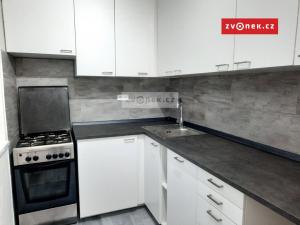 Pronájem bytu 3+1, Zlín - Malenovice, třída Svobody, 68 m2