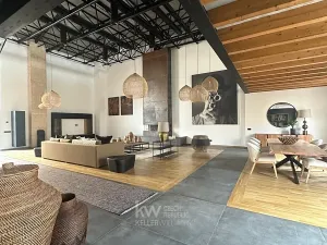 Prodej rodinného domu, Palma de Mallorca, Španělsko, Plaça de la Porta de Santa Catalina, 323 m2