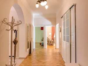 Pronájem bytu 3+1, Karlovy Vary, Krále Jiřího, 130 m2