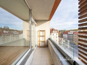 Pronájem bytu 2+kk, Praha - Vysočany, Skloněná, 64 m2