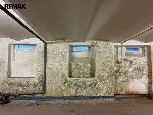 Pronájem skladu, Karlovy Vary, Moravská, 75 m2