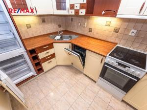 Pronájem bytu 2+kk, Praha - Kbely, Semilská, 69 m2