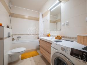 Prodej bytu 2+kk, Praha - Horní Měcholupy, Modenská, 66 m2