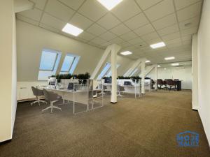 Pronájem kanceláře, Plzeň - Jižní Předměstí, náměstí T. G. Masaryka, 365 m2