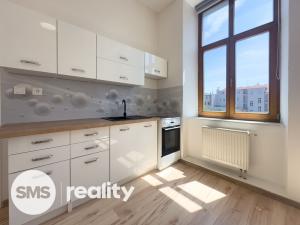 Pronájem bytu 2+kk, Opava - Město, Nákladní, 54 m2