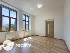 Pronájem bytu 2+kk, Opava - Město, Nákladní, 54 m2