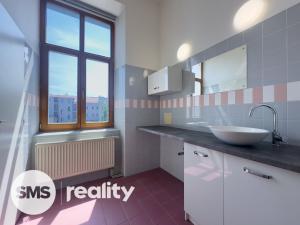 Pronájem bytu 2+kk, Opava - Město, Nákladní, 54 m2