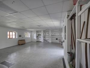 Prodej vícegeneračního domu, Křižanov, Benešovo náměstí, 530 m2