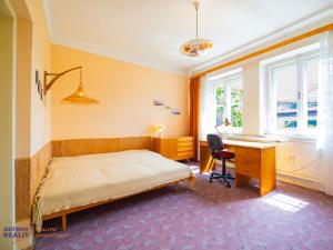 Prodej bytu 4+1, Šumperk, Masarykovo nám., 97 m2