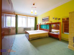 Prodej bytu 4+1, Šumperk, Masarykovo nám., 97 m2