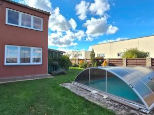 Prodej rodinného domu, Jenštejn, Zlatnická, 137 m2