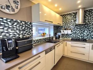 Prodej rodinného domu, Jenštejn, Zlatnická, 137 m2