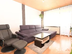 Prodej bytu 3+1, Louny, Kpt. Nálepky, 62 m2