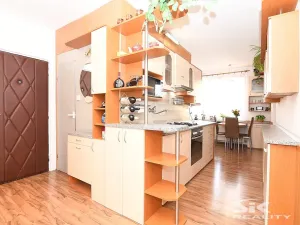 Prodej bytu 3+1, Louny, Kpt. Nálepky, 62 m2