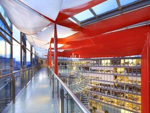 Pronájem kanceláře, Praha - Karlín, Karolinská, 1477 m2