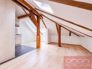 Prodej bytu 2+kk, Praha - Smíchov, Na Zatlance, 53 m2