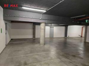 Pronájem garážového stání, Kolín, Antonína Dvořáka, 4 m2