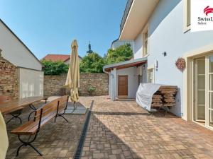 Prodej ubytování, Nové Město nad Metují, Husovo náměstí, 927 m2