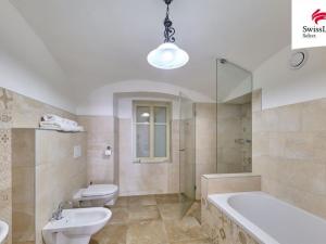 Prodej ubytování, Nové Město nad Metují, Husovo náměstí, 927 m2