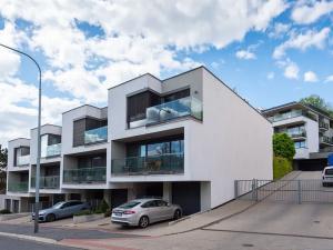 Pronájem bytu 2+kk, Praha - Smíchov, Zdíkovská, 75 m2