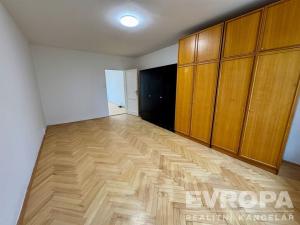 Pronájem bytu 3+1, Plzeň - Lobzy, Partyzánská, 76 m2