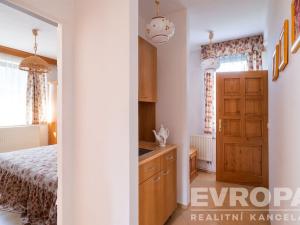 Prodej rodinného domu, Horní Branná, 300 m2