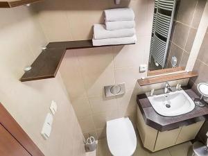 Pronájem bytu 1+kk, Praha - Nusle, Svatoplukova, 33 m2